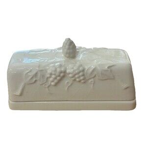 Vintag  Butter Dish Grapes & Leaves Pinecone Lid Off White